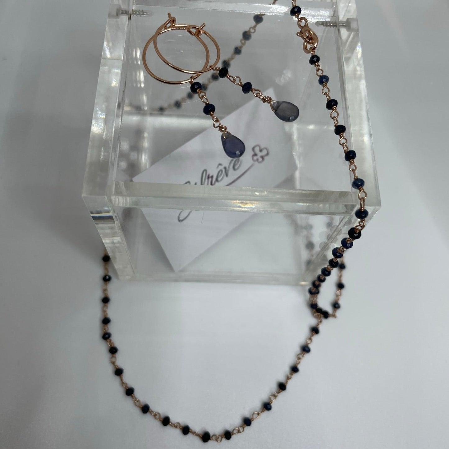 Parure girocollo e/o orecchini e/o braccialetto in Ag. 925, con pietre preziose