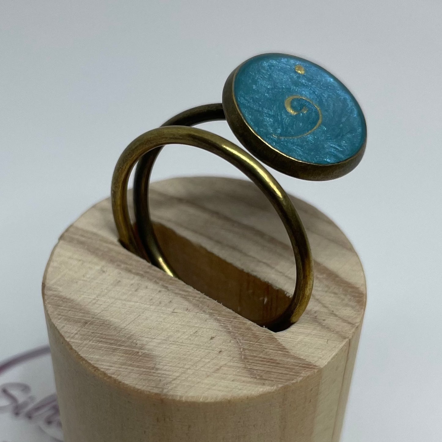 Anello a serpente 'doppio giro vassoio singolo' in bronzo, regolabile, dipinto e vetrificato a mano