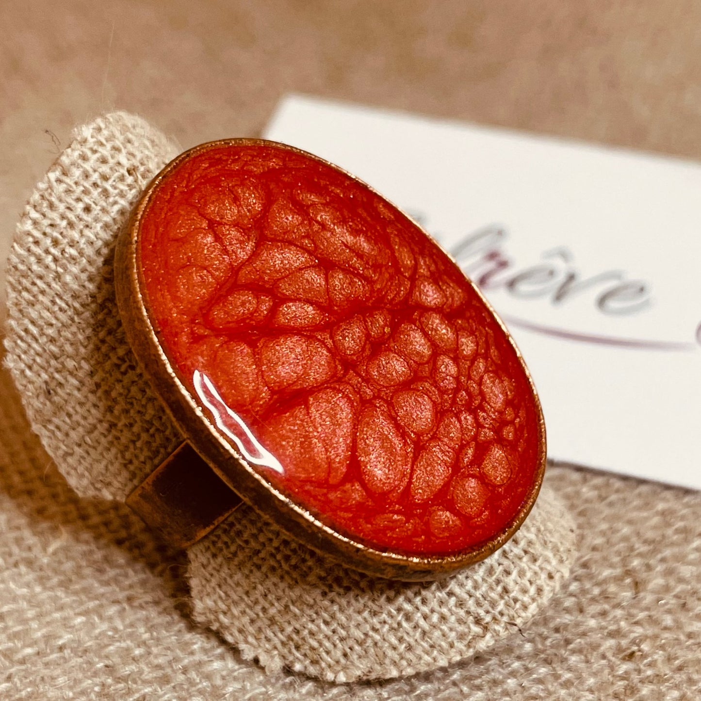 Anello ovale in rame, regolabile, dipinto e vetrificato a mano