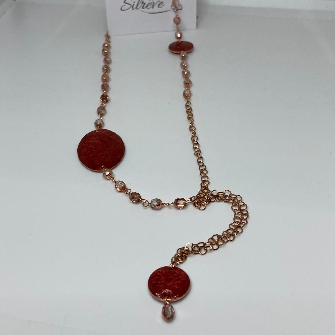Collana in rame con inserti tondo e ovale dipinti e vetrificati a mano, impreziosita con cristalli