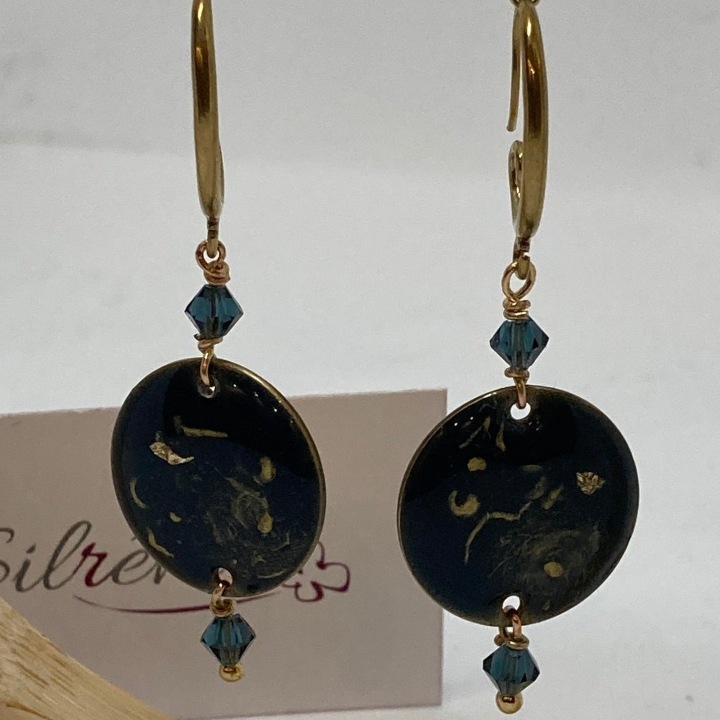 Orecchini pendenti blu e oro in ottone naturale linea 'Galassia'