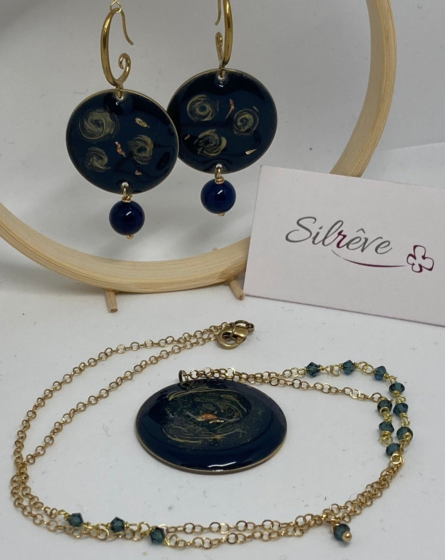 Orecchini pendenti blu e oro in ottone naturale linea 'Galassia'