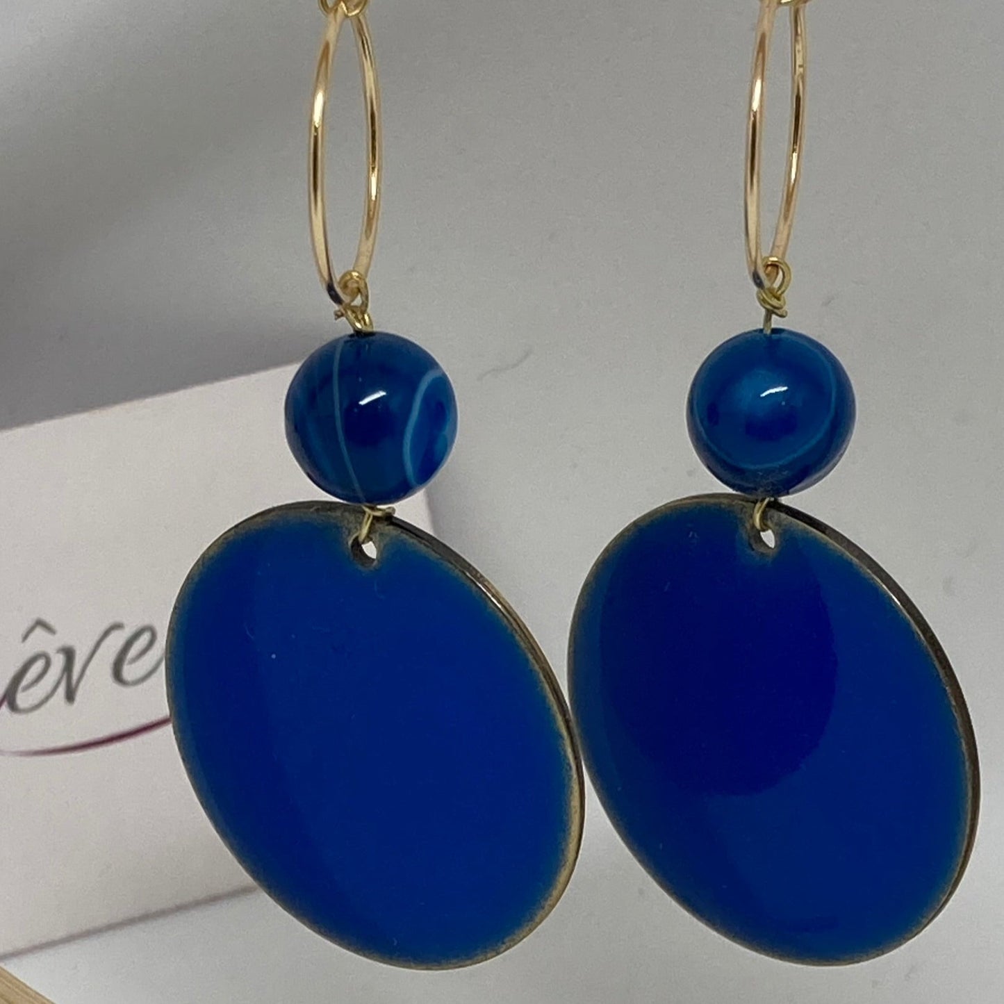 Orecchini pendenti blu in ottone con agata blu