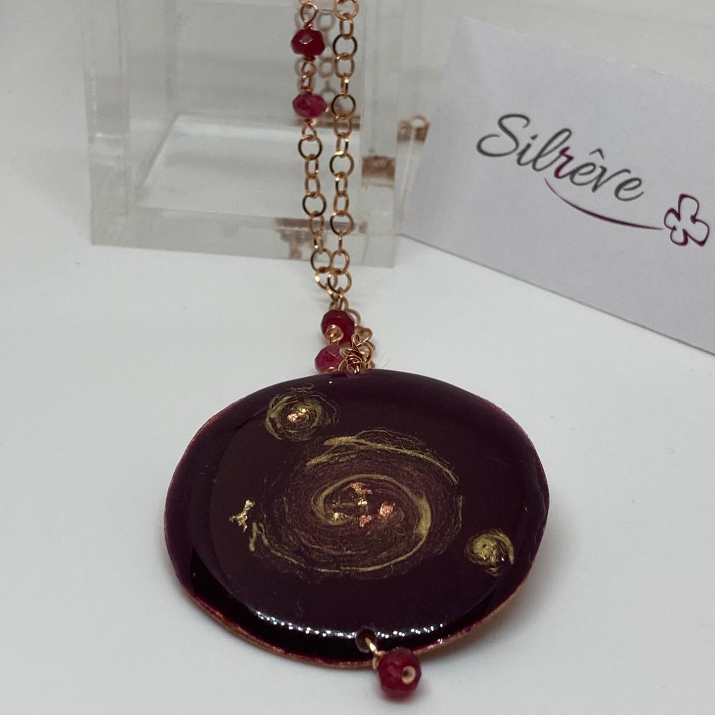 Collana in rame con ciondolo tondo 'Galassia'