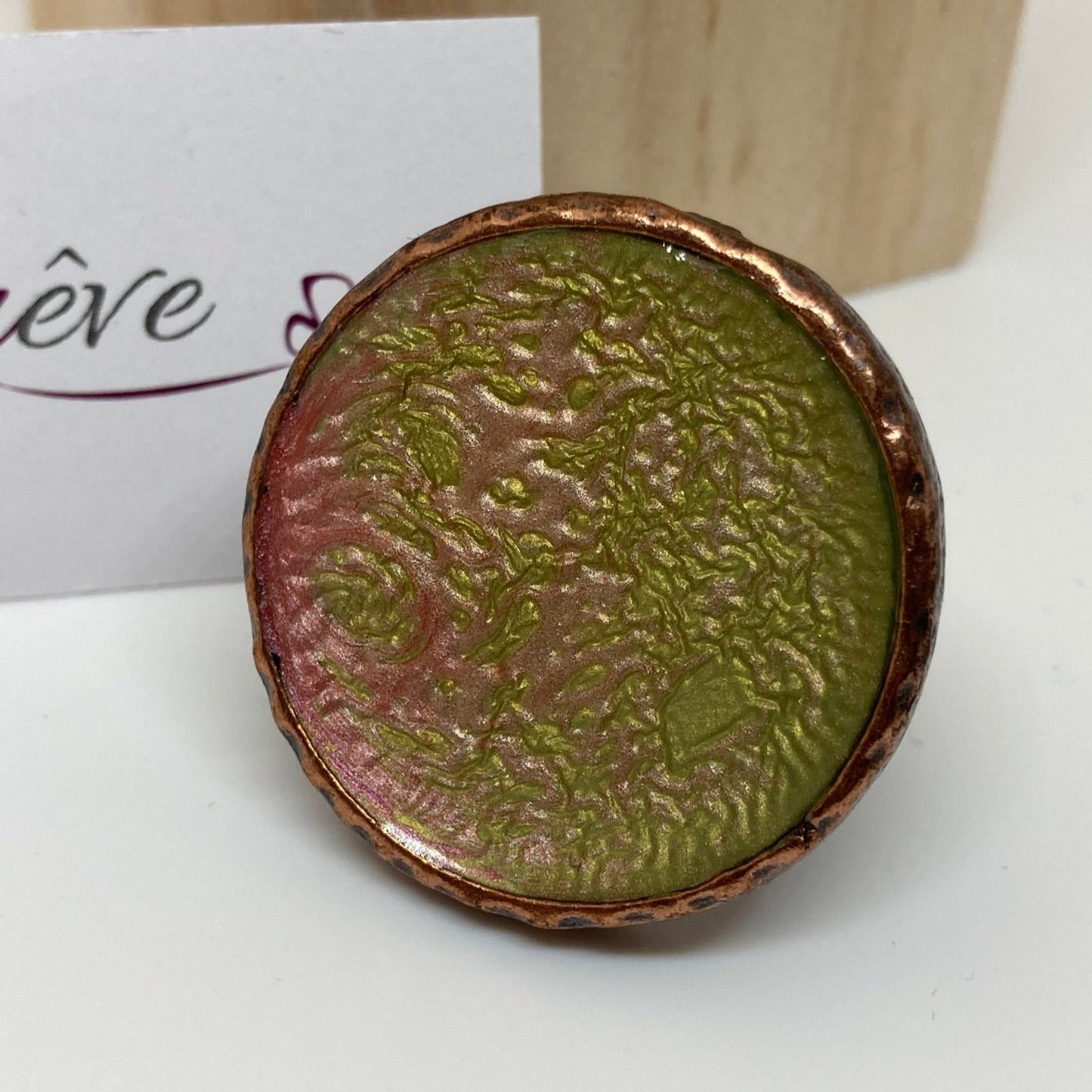 Anello tondo regolabile, in rame rosso