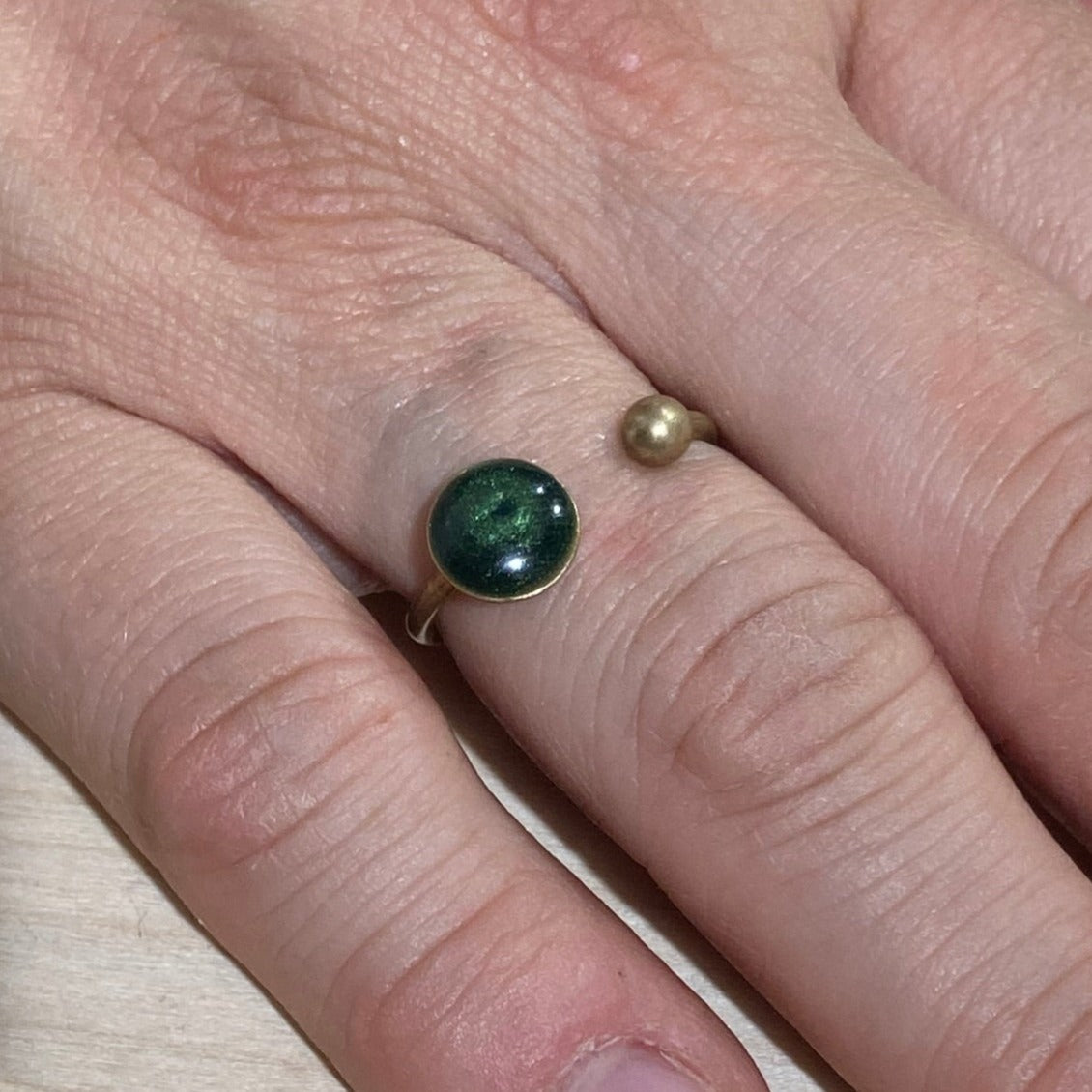 Anello aperto in bronzo