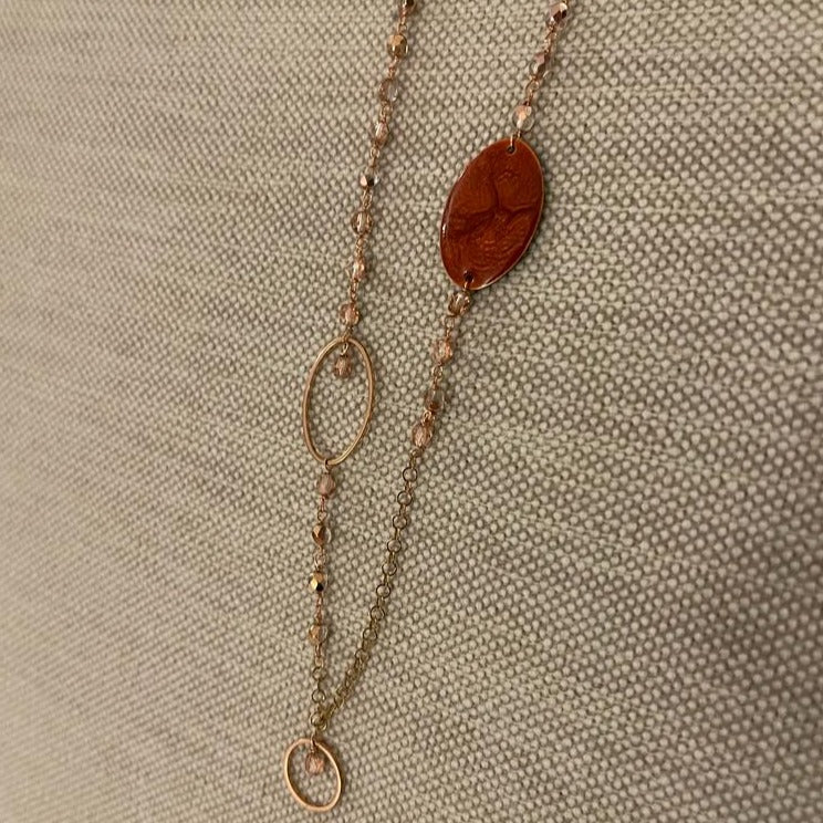 Collana in rame con inserti tondo e ovale dipinti e vetrificati a mano, impreziosita con cristalli
