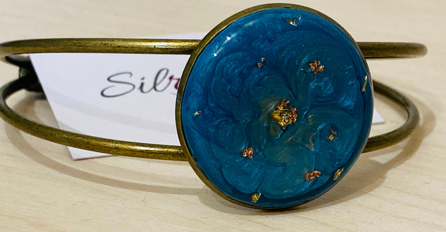 Braccialetto in bronzo con vassoio tondo smaltato e vetrificato a mano