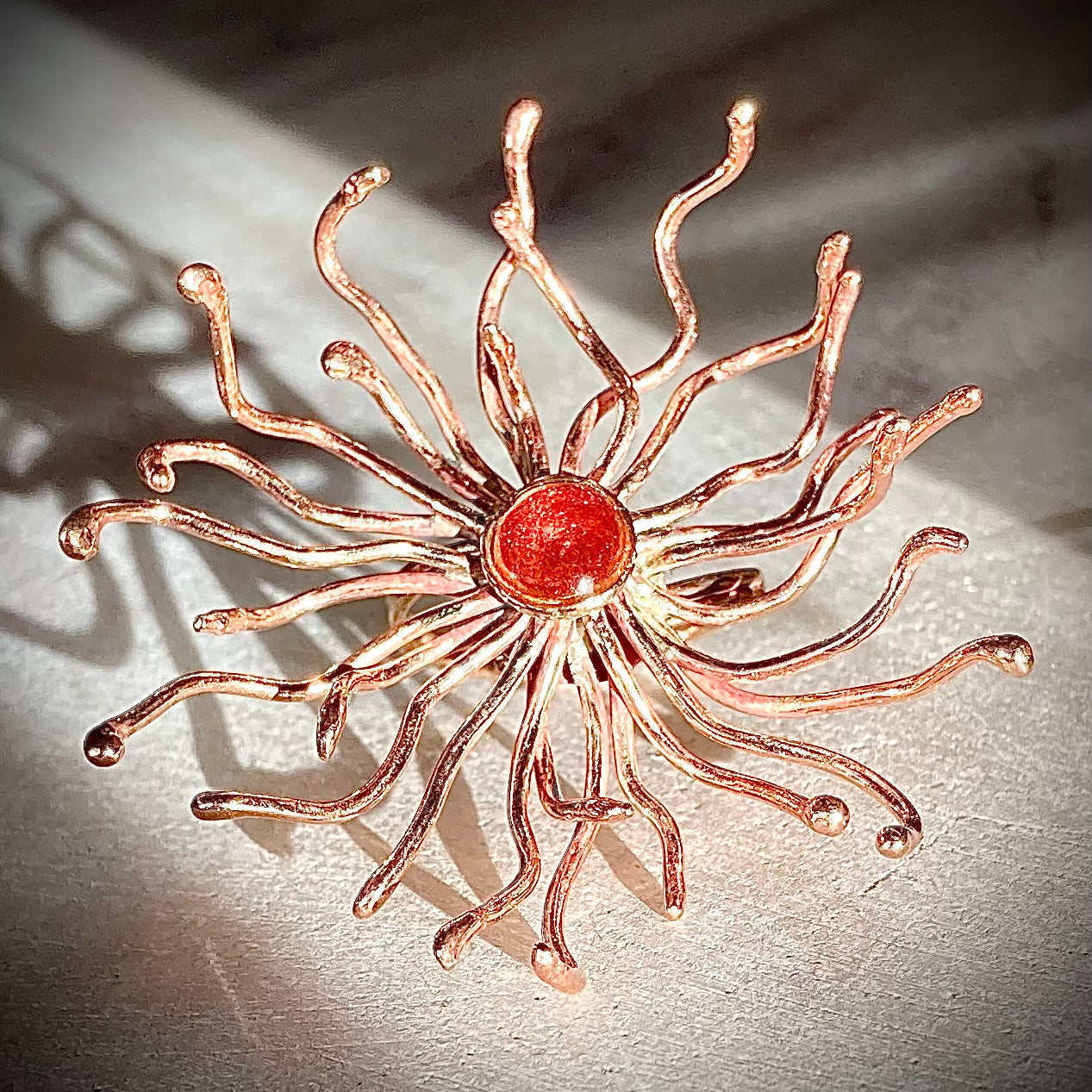 'Sunrise' anello in bronzo rosso