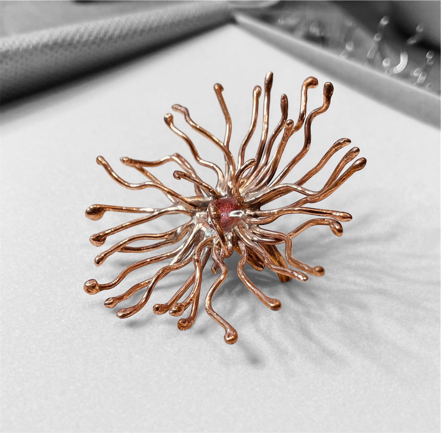 'Sunrise' anello in bronzo rosso